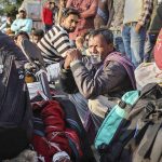 Migrant workers leave Kashmir