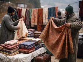 Mob attack leaves Kashmiri shawl seller critical in Uttarakhand